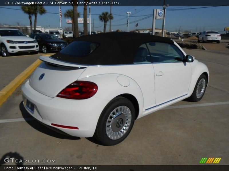 Candy White / Titan Black 2013 Volkswagen Beetle 2.5L Convertible