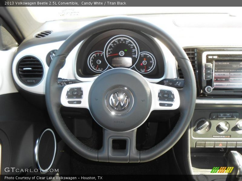 Candy White / Titan Black 2013 Volkswagen Beetle 2.5L Convertible