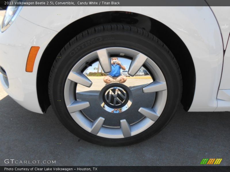  2013 Beetle 2.5L Convertible Wheel