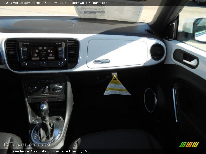 Candy White / Titan Black 2013 Volkswagen Beetle 2.5L Convertible