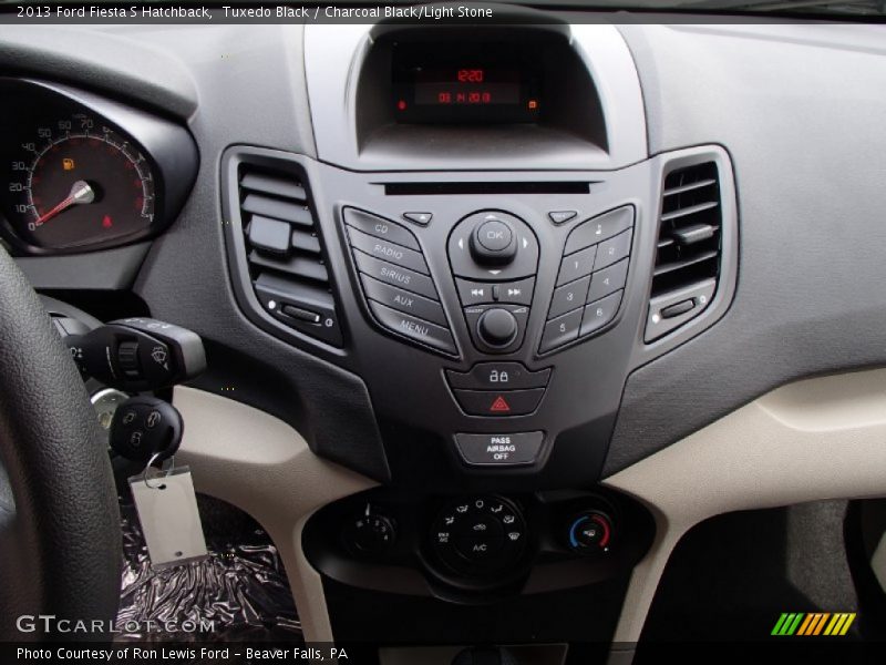 Controls of 2013 Fiesta S Hatchback