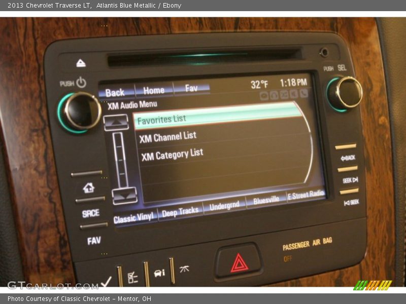 Atlantis Blue Metallic / Ebony 2013 Chevrolet Traverse LT