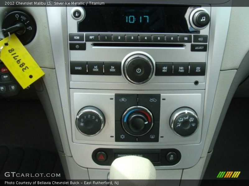 Silver Ice Metallic / Titanium 2012 Chevrolet Malibu LS
