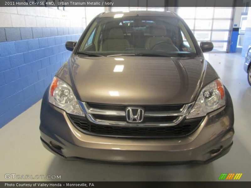 Urban Titanium Metallic / Ivory 2011 Honda CR-V SE 4WD