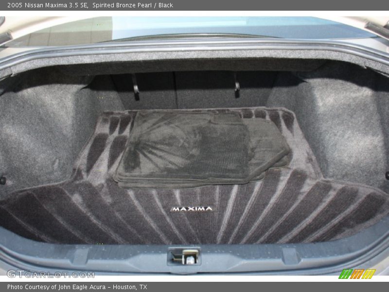 Spirited Bronze Pearl / Black 2005 Nissan Maxima 3.5 SE