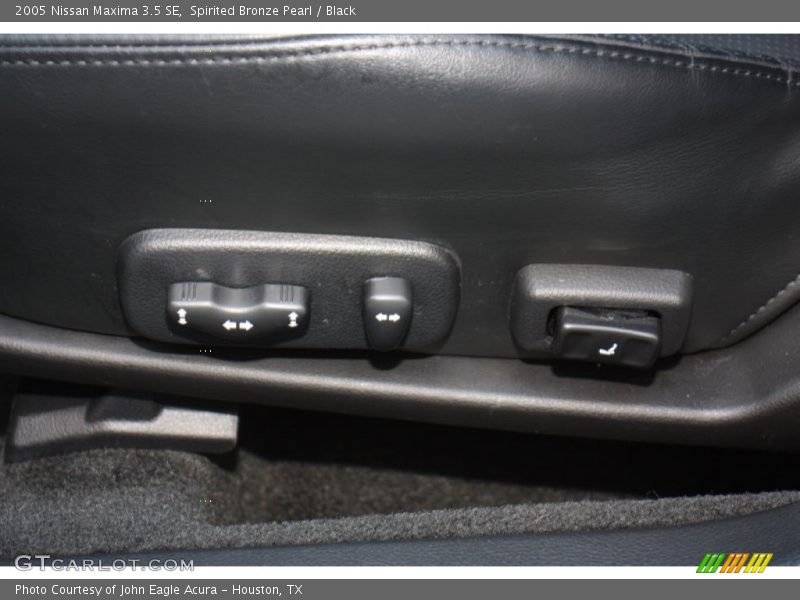 Spirited Bronze Pearl / Black 2005 Nissan Maxima 3.5 SE