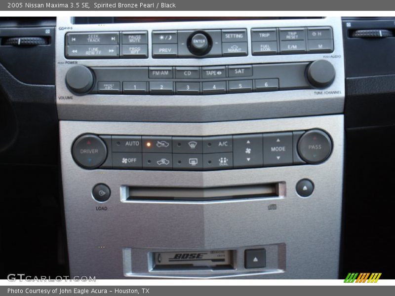 Spirited Bronze Pearl / Black 2005 Nissan Maxima 3.5 SE