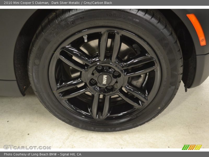 Dark Silver Metallic / Grey/Carbon Black 2010 Mini Cooper S Clubman