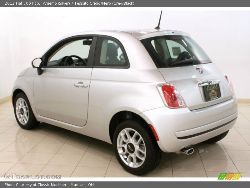 Argento (Silver) / Tessuto Grigio/Nero (Grey/Black) 2012 Fiat 500 Pop