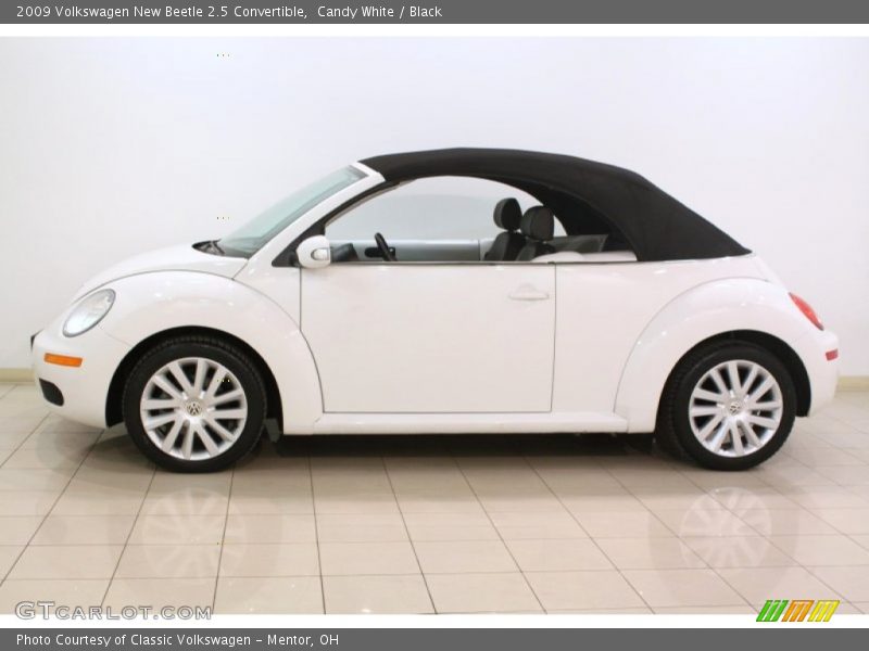 Candy White / Black 2009 Volkswagen New Beetle 2.5 Convertible