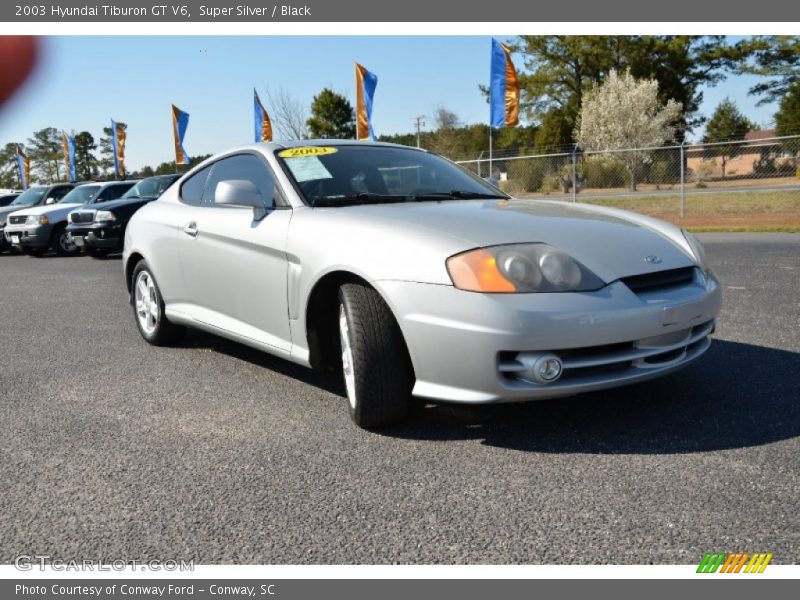 Front 3/4 View of 2003 Tiburon GT V6