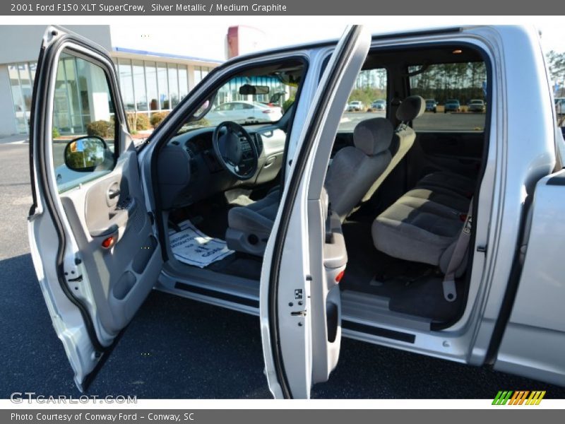 Silver Metallic / Medium Graphite 2001 Ford F150 XLT SuperCrew