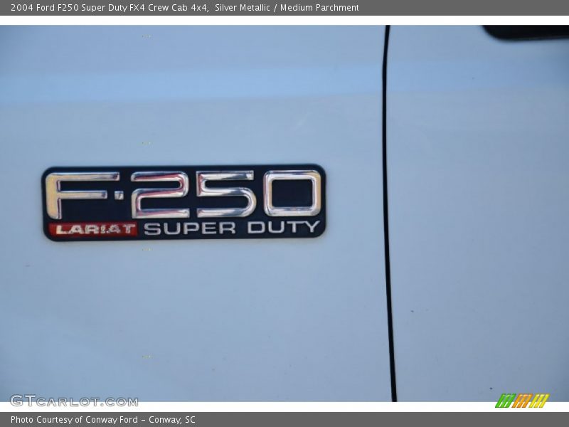 Silver Metallic / Medium Parchment 2004 Ford F250 Super Duty FX4 Crew Cab 4x4