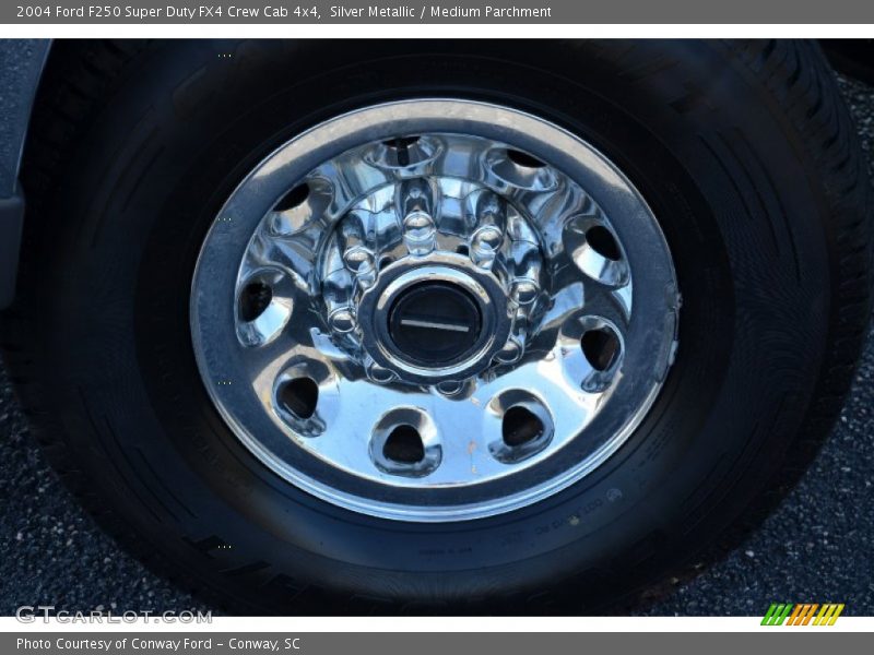 Silver Metallic / Medium Parchment 2004 Ford F250 Super Duty FX4 Crew Cab 4x4