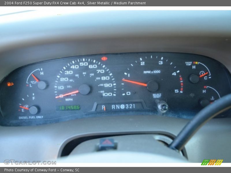 Silver Metallic / Medium Parchment 2004 Ford F250 Super Duty FX4 Crew Cab 4x4