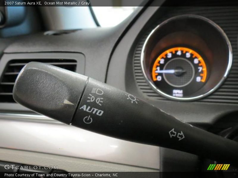 Ocean Mist Metallic / Gray 2007 Saturn Aura XE