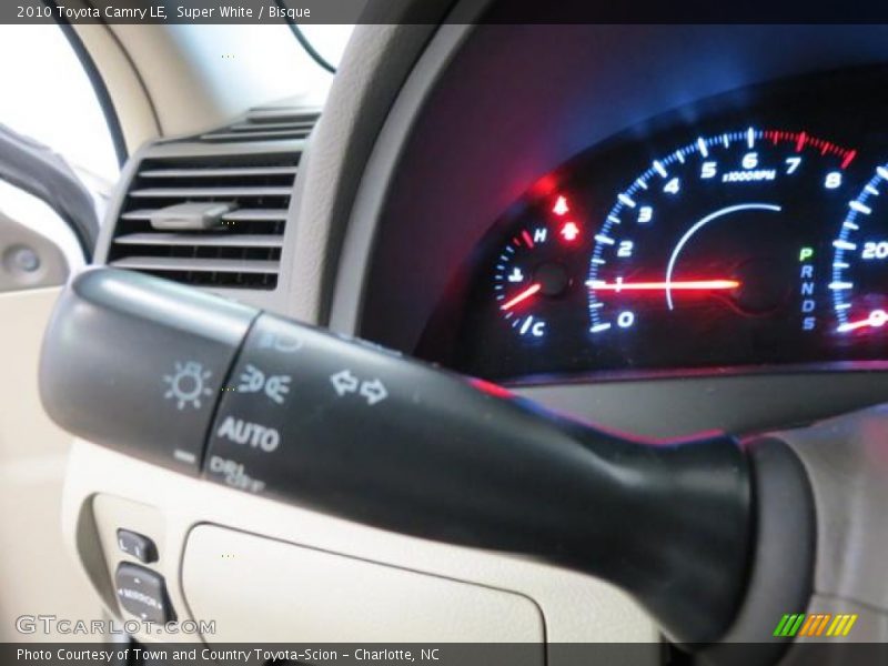 Super White / Bisque 2010 Toyota Camry LE