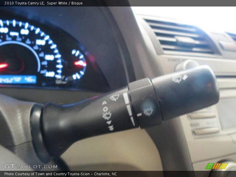Super White / Bisque 2010 Toyota Camry LE