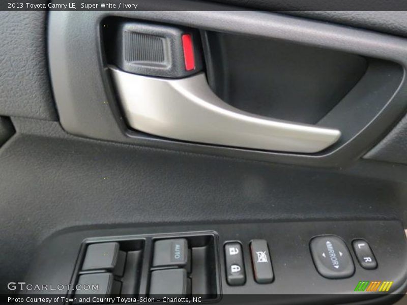 Super White / Ivory 2013 Toyota Camry LE