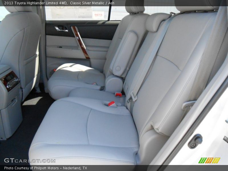 Classic Silver Metallic / Ash 2013 Toyota Highlander Limited 4WD