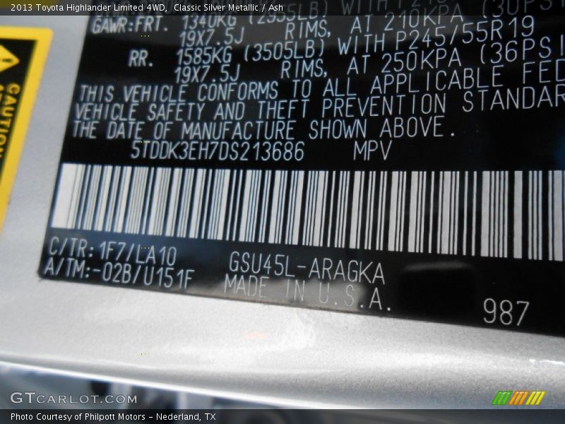 Classic Silver Metallic / Ash 2013 Toyota Highlander Limited 4WD