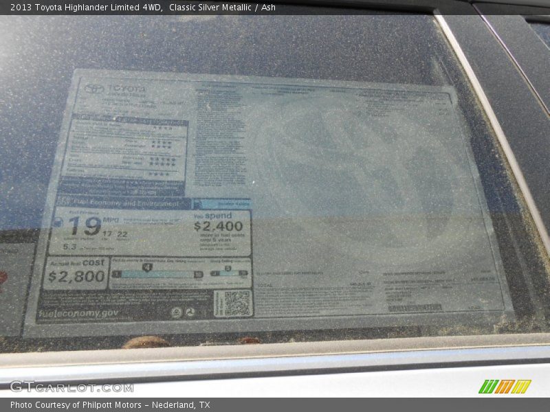 Classic Silver Metallic / Ash 2013 Toyota Highlander Limited 4WD