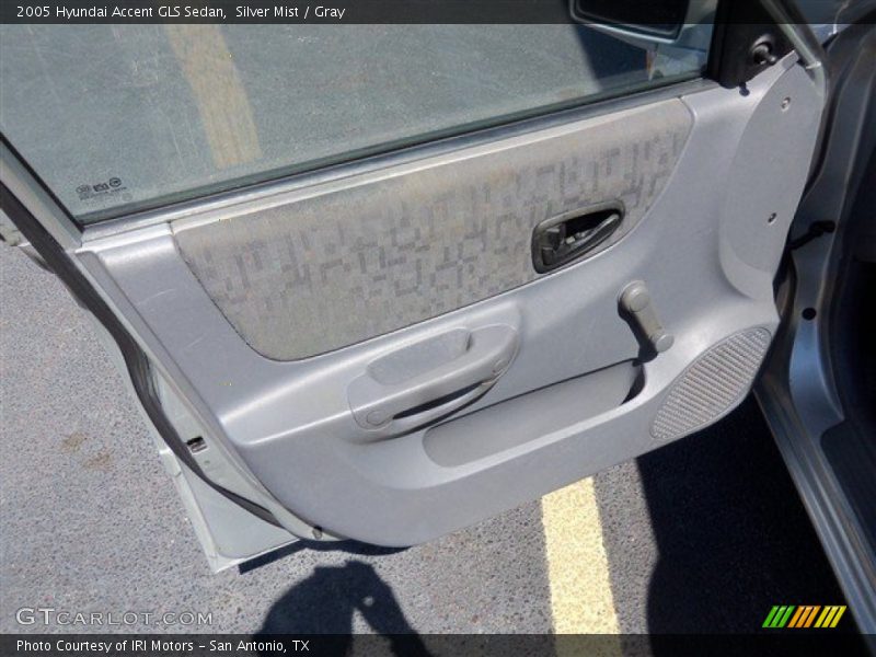 Silver Mist / Gray 2005 Hyundai Accent GLS Sedan