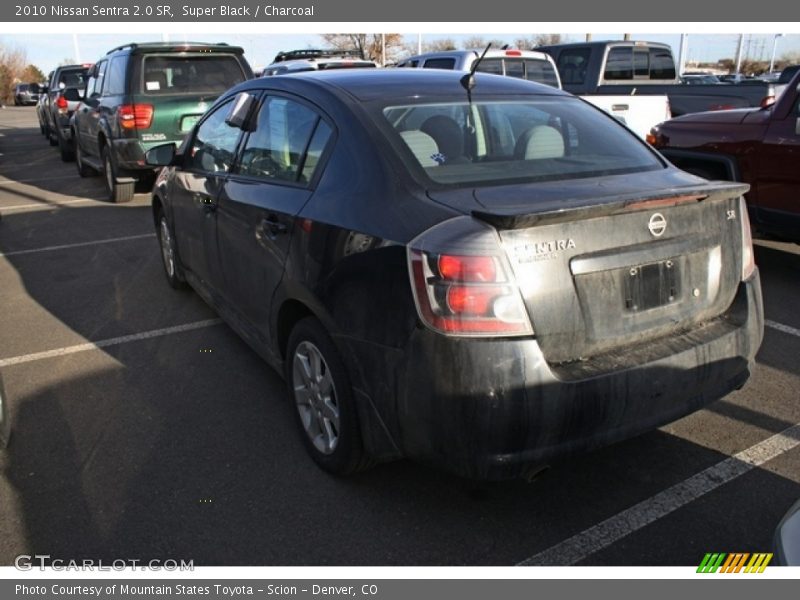 Super Black / Charcoal 2010 Nissan Sentra 2.0 SR