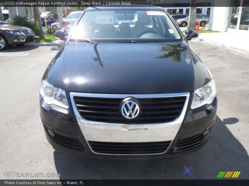 Deep Black / Cornsilk Beige 2010 Volkswagen Passat Komfort Sedan