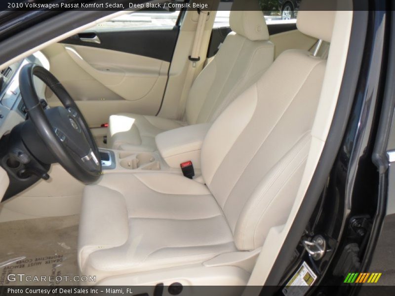 Front Seat of 2010 Passat Komfort Sedan