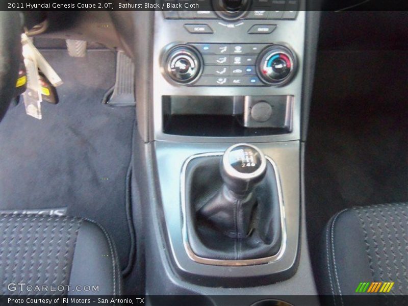 Bathurst Black / Black Cloth 2011 Hyundai Genesis Coupe 2.0T