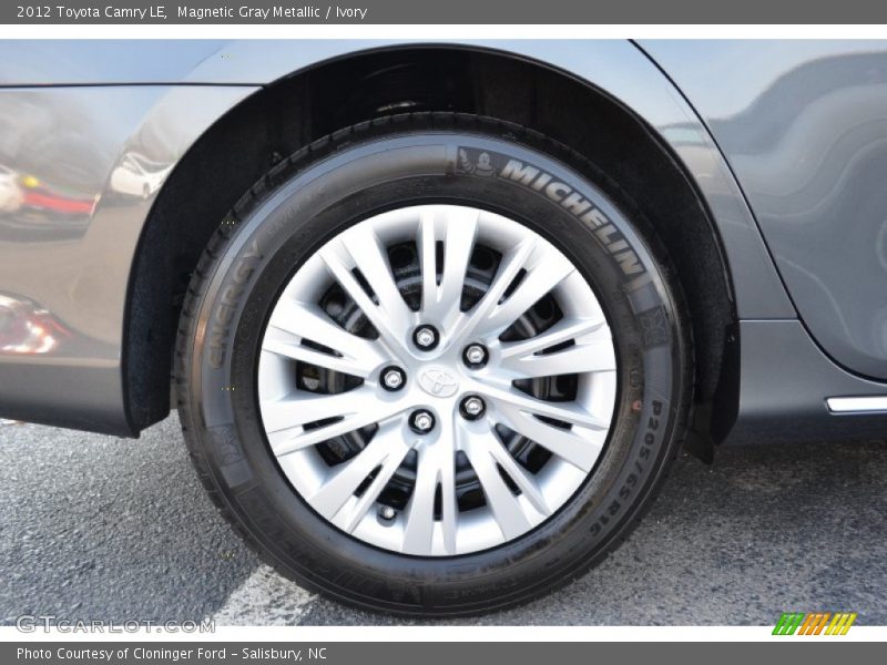 Magnetic Gray Metallic / Ivory 2012 Toyota Camry LE