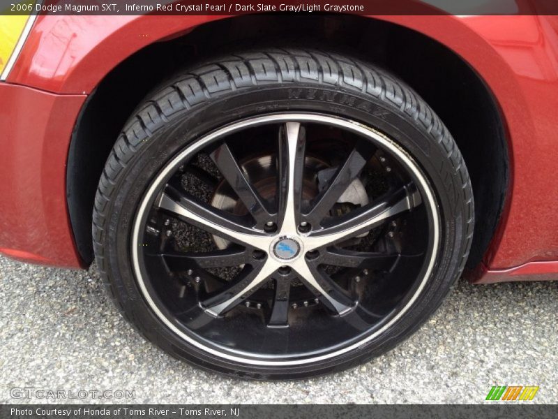 Custom Wheels of 2006 Magnum SXT