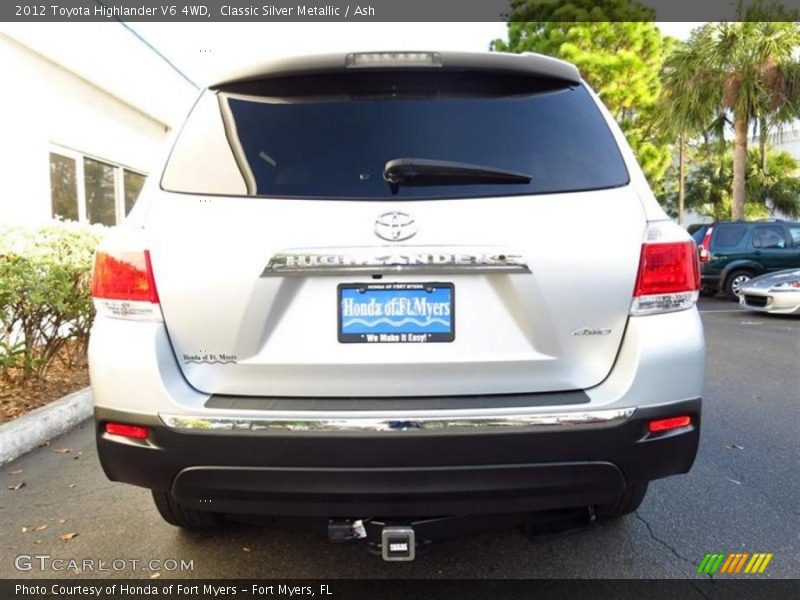 Classic Silver Metallic / Ash 2012 Toyota Highlander V6 4WD