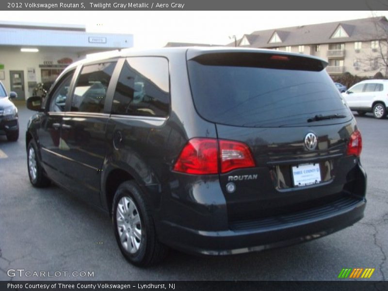 Twilight Gray Metallic / Aero Gray 2012 Volkswagen Routan S
