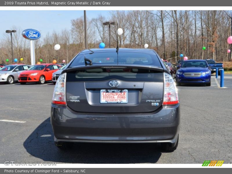 Magnetic Gray Metallic / Dark Gray 2009 Toyota Prius Hybrid