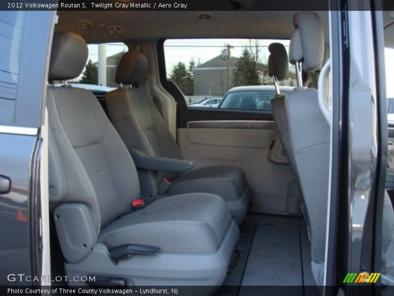 Twilight Gray Metallic / Aero Gray 2012 Volkswagen Routan S