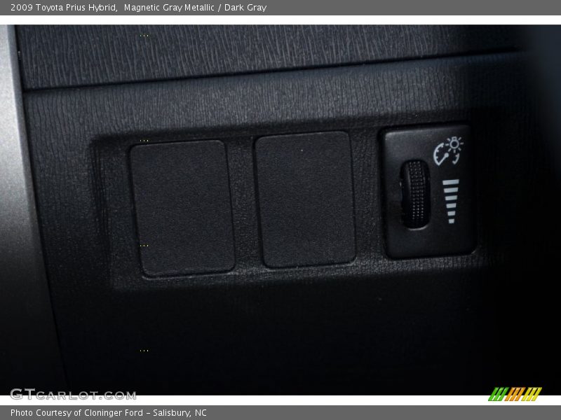 Magnetic Gray Metallic / Dark Gray 2009 Toyota Prius Hybrid