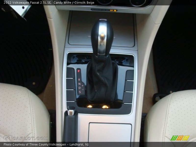 Candy White / Cornsilk Beige 2012 Volkswagen Passat 2.5L SE