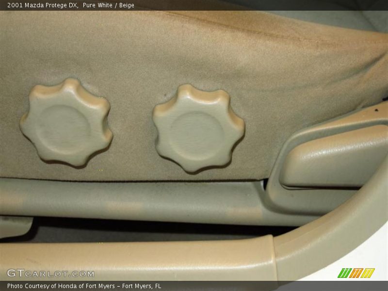 Pure White / Beige 2001 Mazda Protege DX