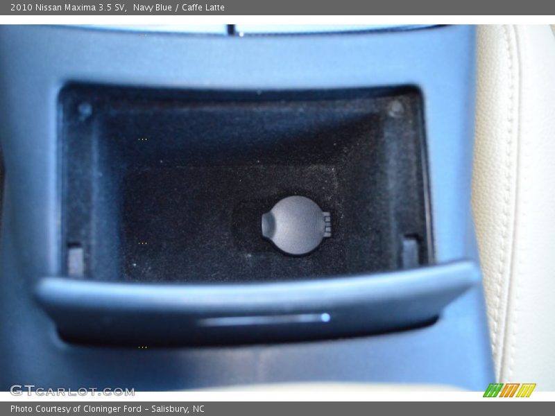 Navy Blue / Caffe Latte 2010 Nissan Maxima 3.5 SV