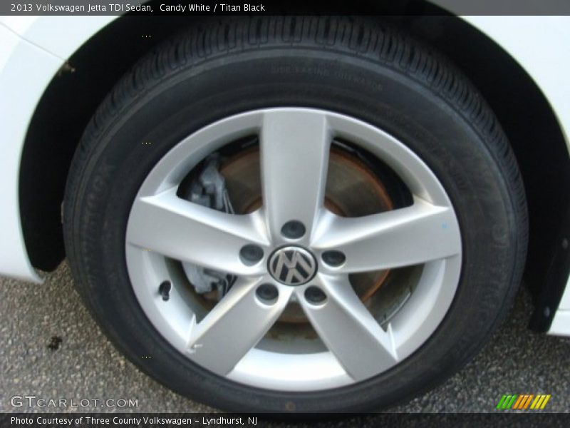 Candy White / Titan Black 2013 Volkswagen Jetta TDI Sedan
