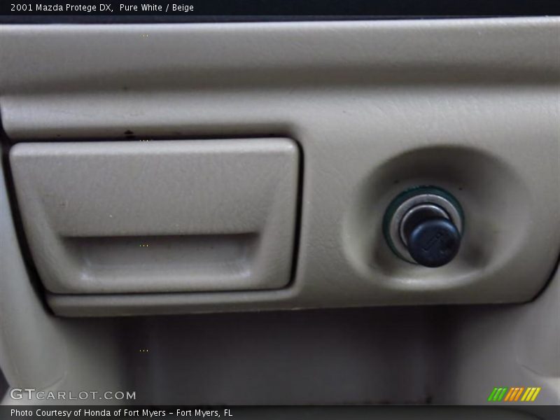Pure White / Beige 2001 Mazda Protege DX