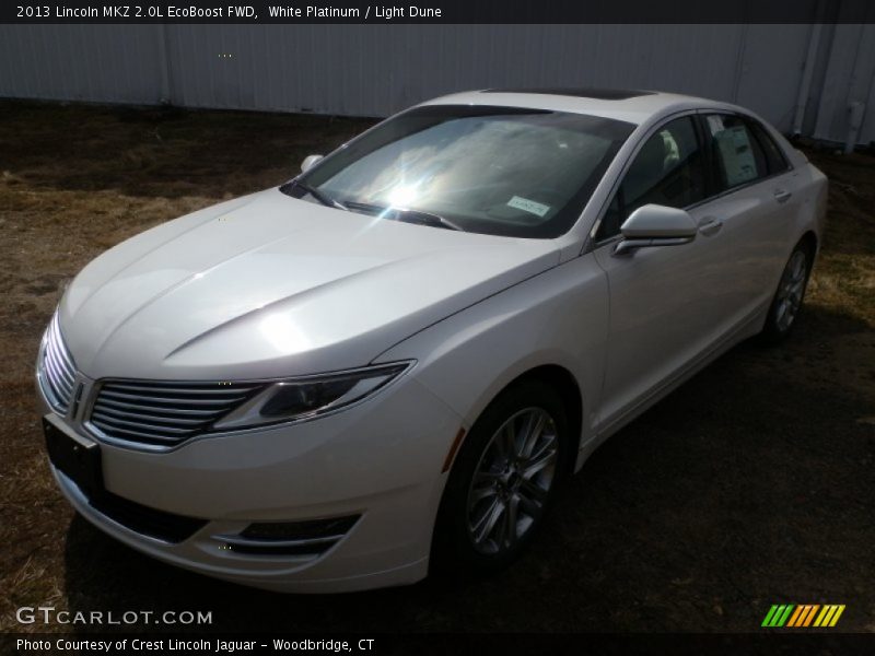 White Platinum / Light Dune 2013 Lincoln MKZ 2.0L EcoBoost FWD