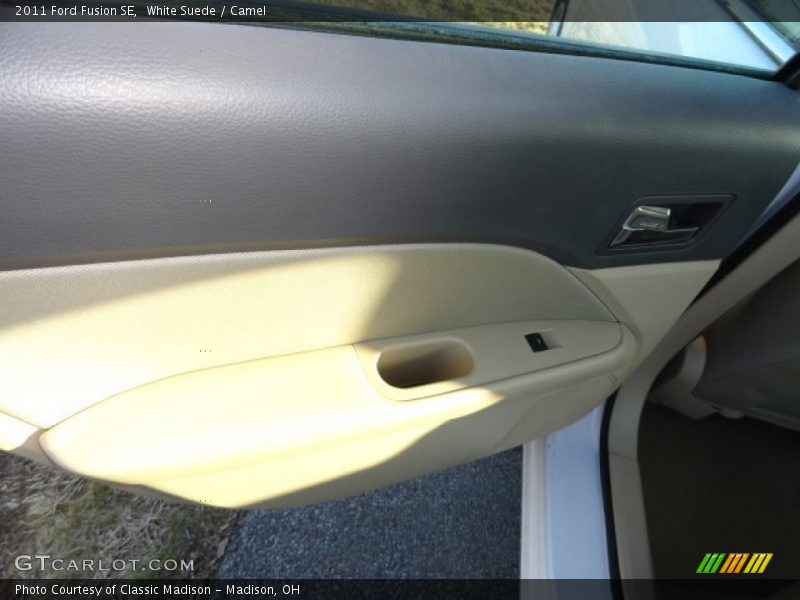 White Suede / Camel 2011 Ford Fusion SE