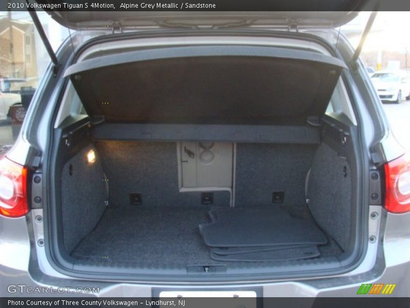 Alpine Grey Metallic / Sandstone 2010 Volkswagen Tiguan S 4Motion