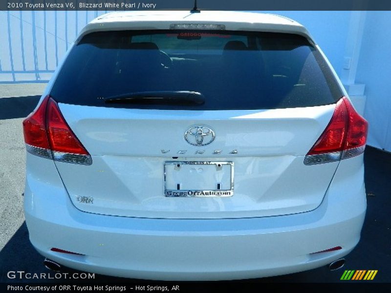 Blizzard White Pearl / Ivory 2010 Toyota Venza V6