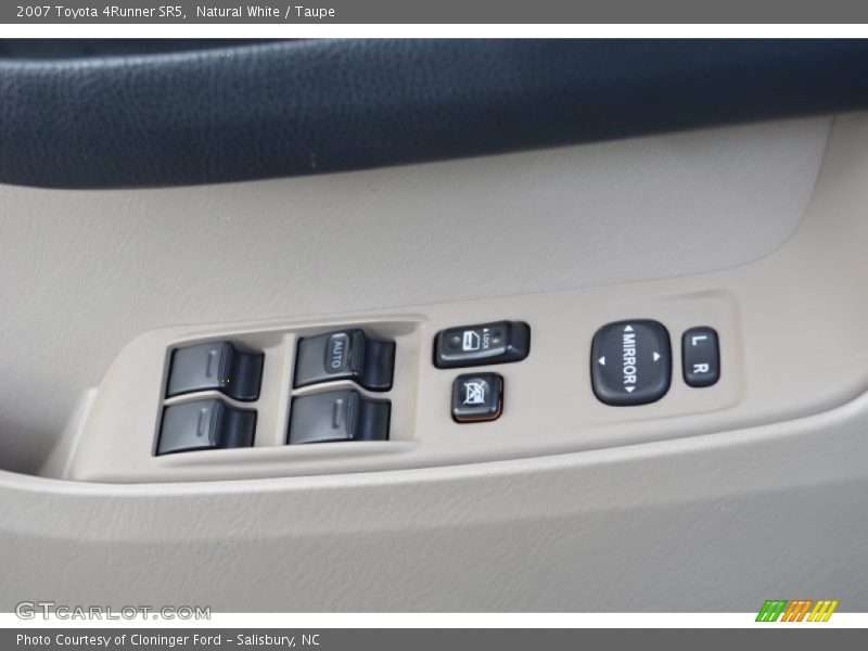 Natural White / Taupe 2007 Toyota 4Runner SR5