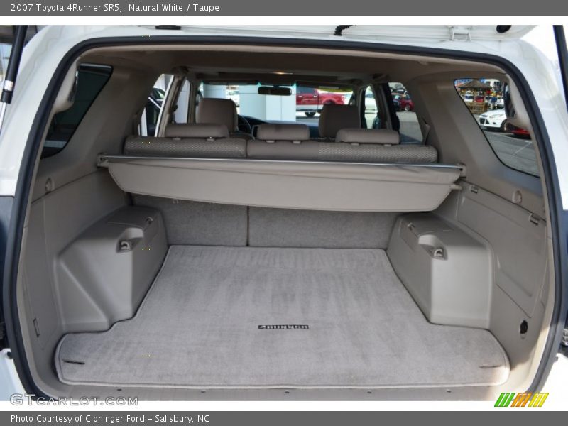  2007 4Runner SR5 Trunk