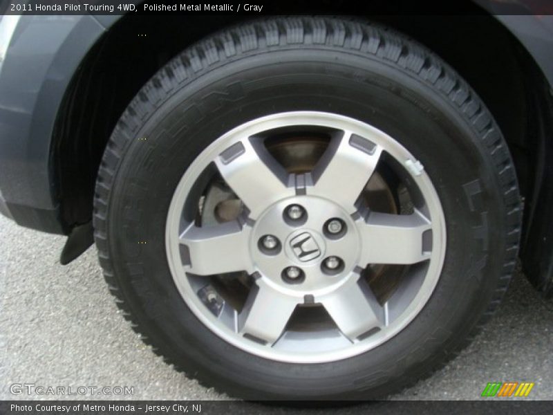Polished Metal Metallic / Gray 2011 Honda Pilot Touring 4WD